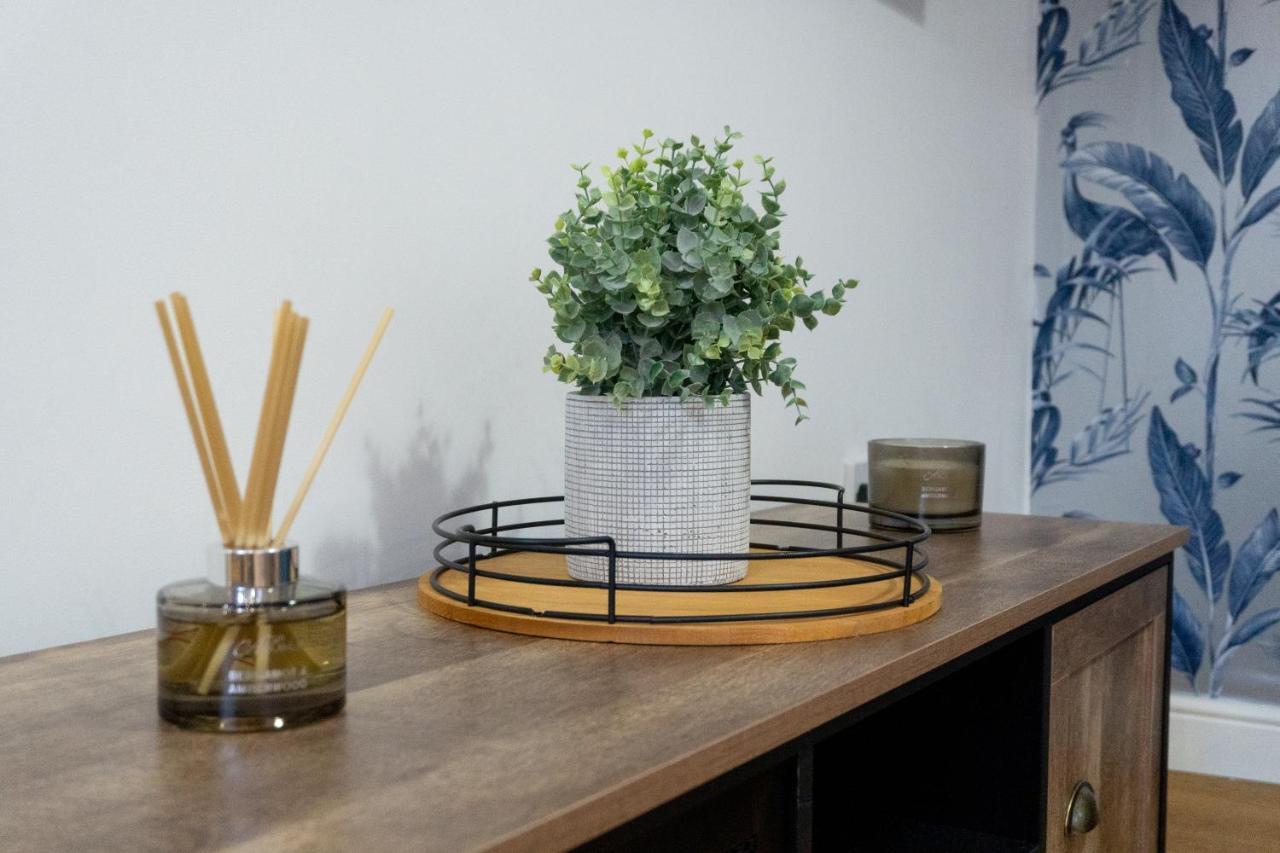 ברמינגהאם Heartland House, 7 Spacious Bedrooms Sleeps 4 Plus, Near Nec, Jlr,Bhx מראה חיצוני תמונה