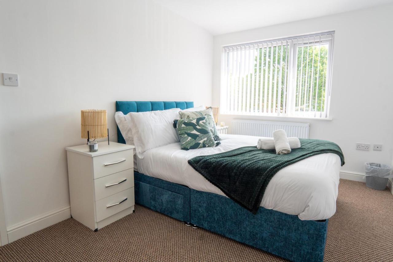 ברמינגהאם Heartland House, 7 Spacious Bedrooms Sleeps 4 Plus, Near Nec, Jlr,Bhx מראה חיצוני תמונה