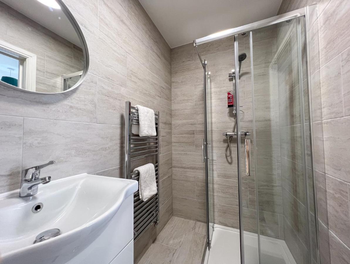ברמינגהאם Heartland House, 7 Spacious Bedrooms Sleeps 4 Plus, Near Nec, Jlr,Bhx מראה חיצוני תמונה