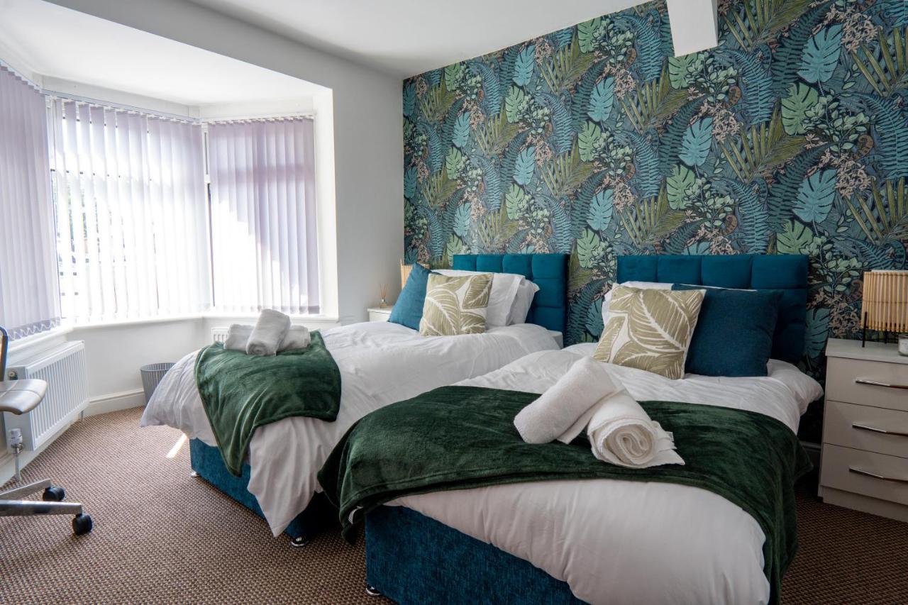 ברמינגהאם Heartland House, 7 Spacious Bedrooms Sleeps 4 Plus, Near Nec, Jlr,Bhx מראה חיצוני תמונה